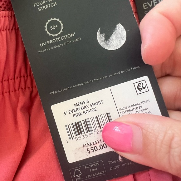 NWT VRST Men’s 5” Everyday Shorts in Pink Rouge in size S - Picture 8 of 9